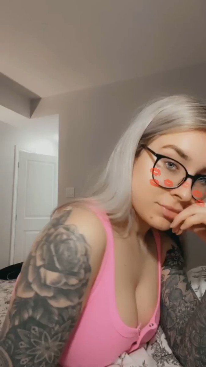 I’m bored so hi 🥺