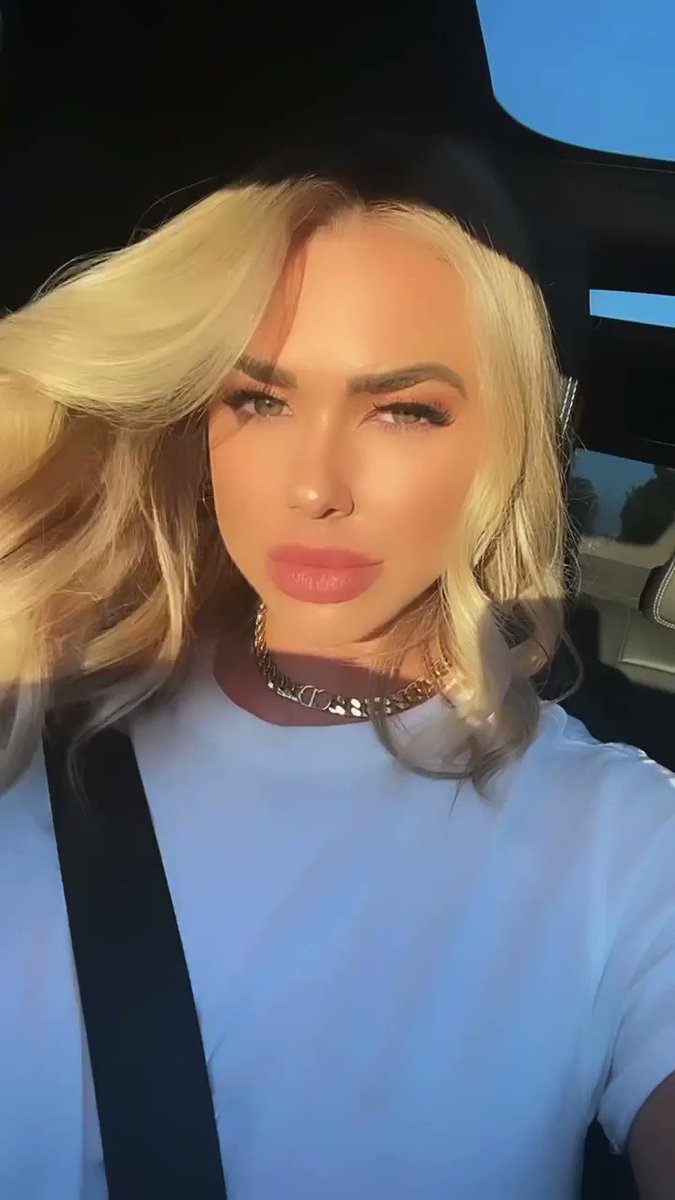 Back to blonde blonde 💛 And maybe something else later…