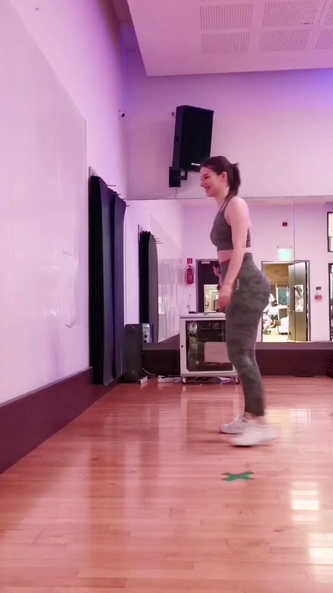 Tried the wall split challange! I’m not as flexible as…