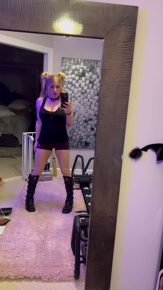 Me when I see a mirror and no one else…