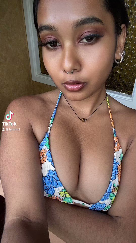 Shocked by this body 😏 #nsfw #onlyfans #petite #indian #fijianindian