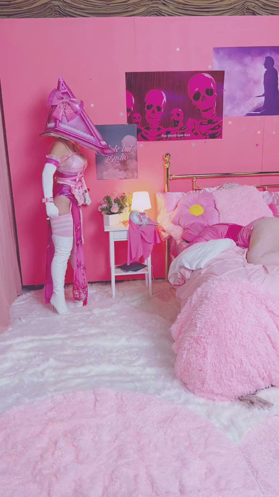 Your sleep paralysis demon… #silenthill #deadbydaylight