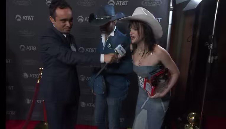 JOUTFITS @ THE STREAMER AWARDS @cyr