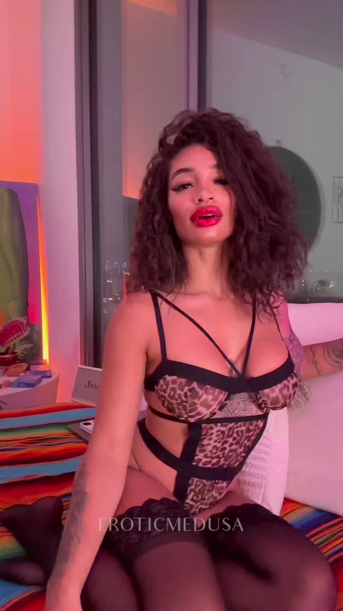 Good Boys get rewarded with Mommy’s cum 💋 are you…