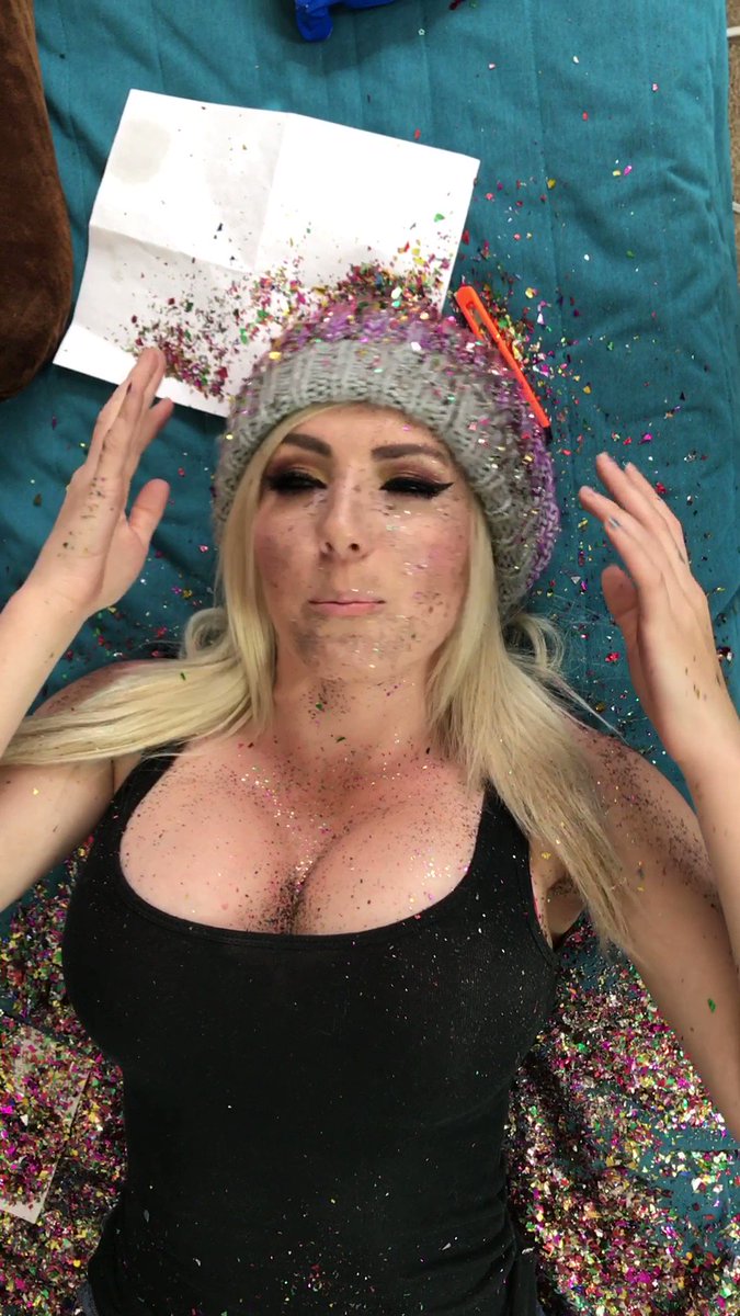 the glitter on my TONGUE JFC LOL