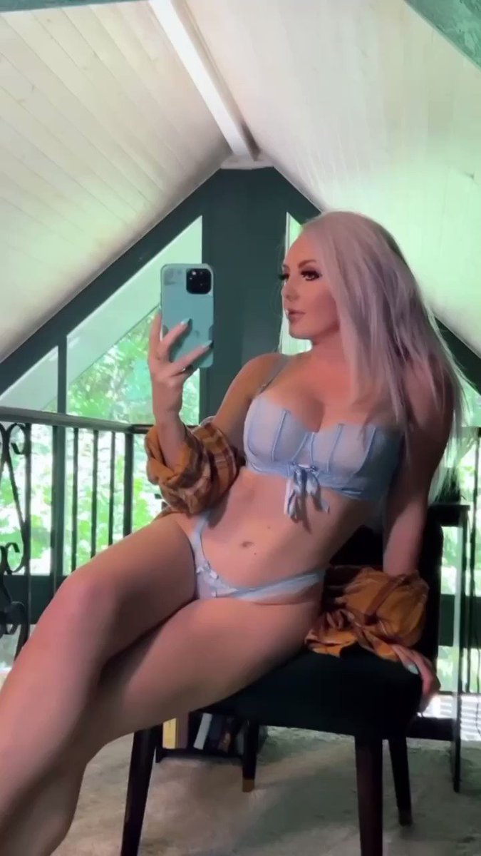 song is stuck in my brain