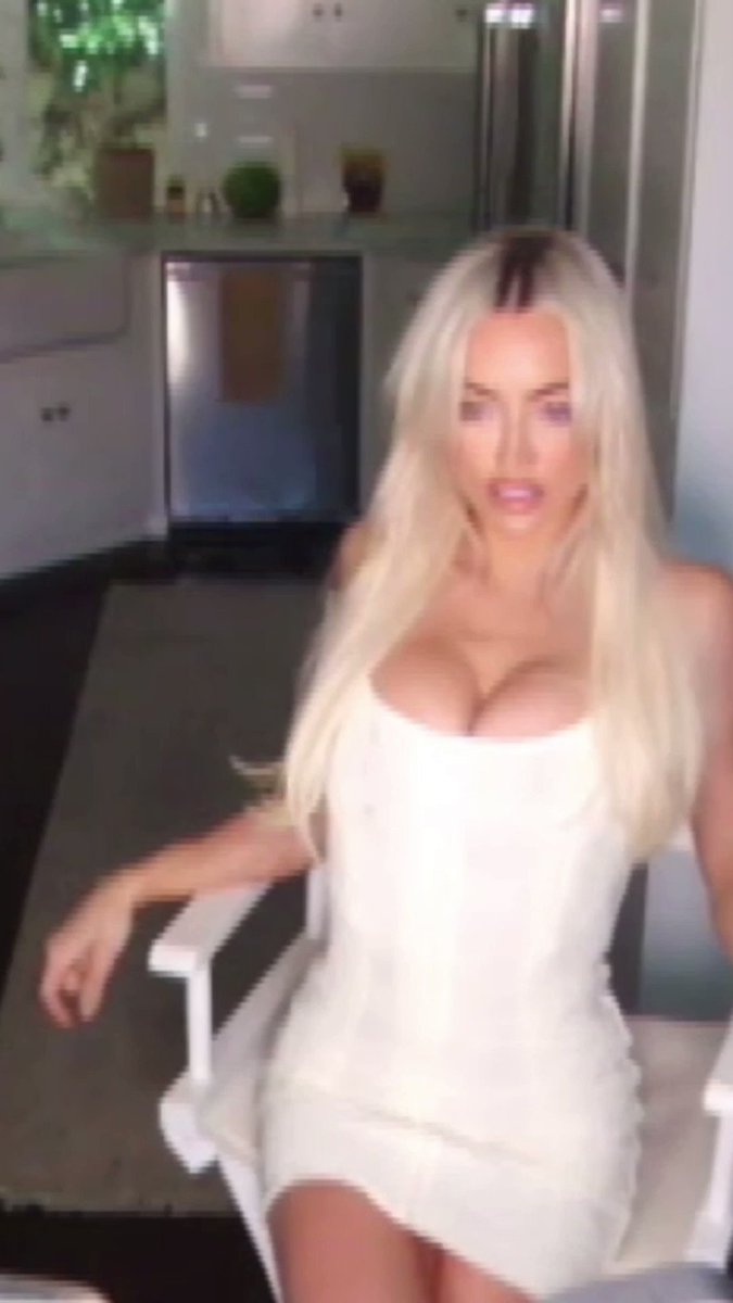 Hello 🙋🏼‍♀️