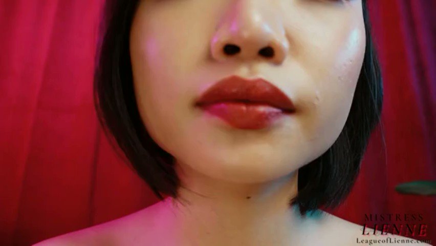 I sold another #clip! RED LIP WORSHIP https://www.clips4sale.com/studio/166537/27591233