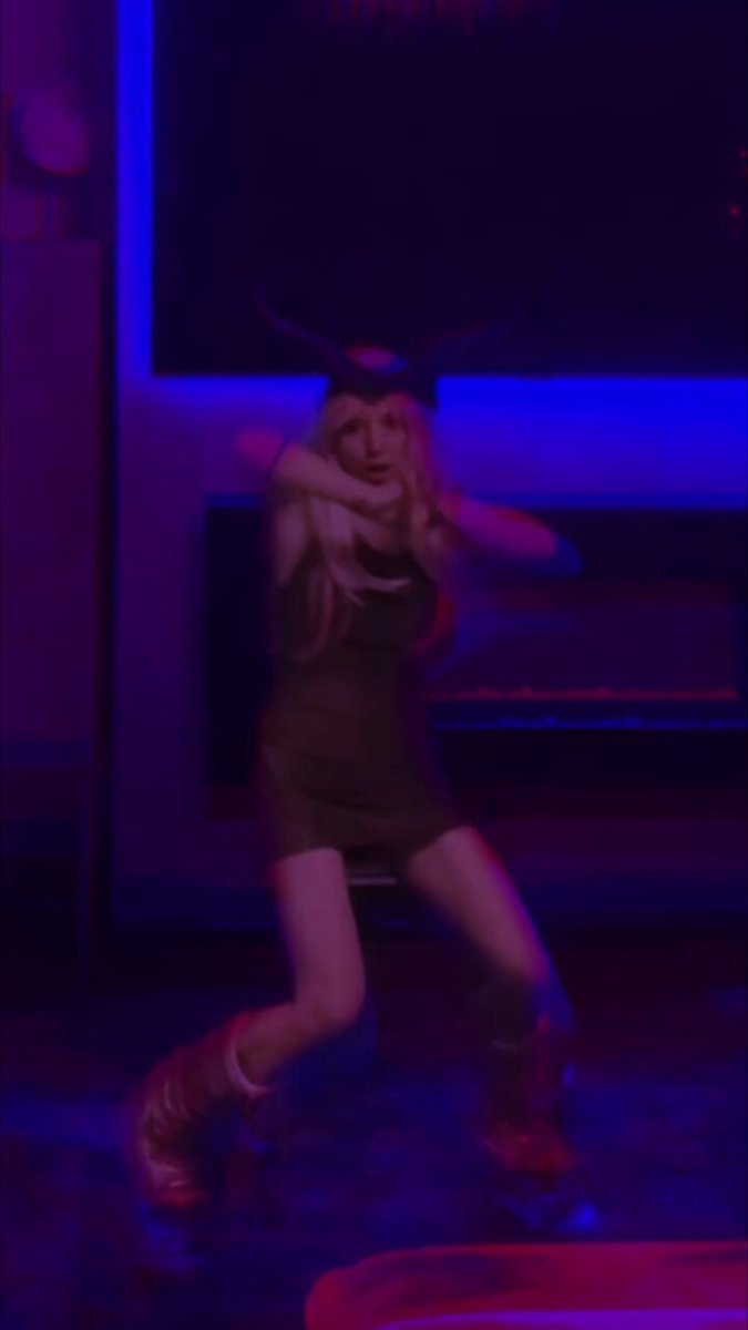 Nobody: My fun-sized arse at 2am: Music @witchzmusic