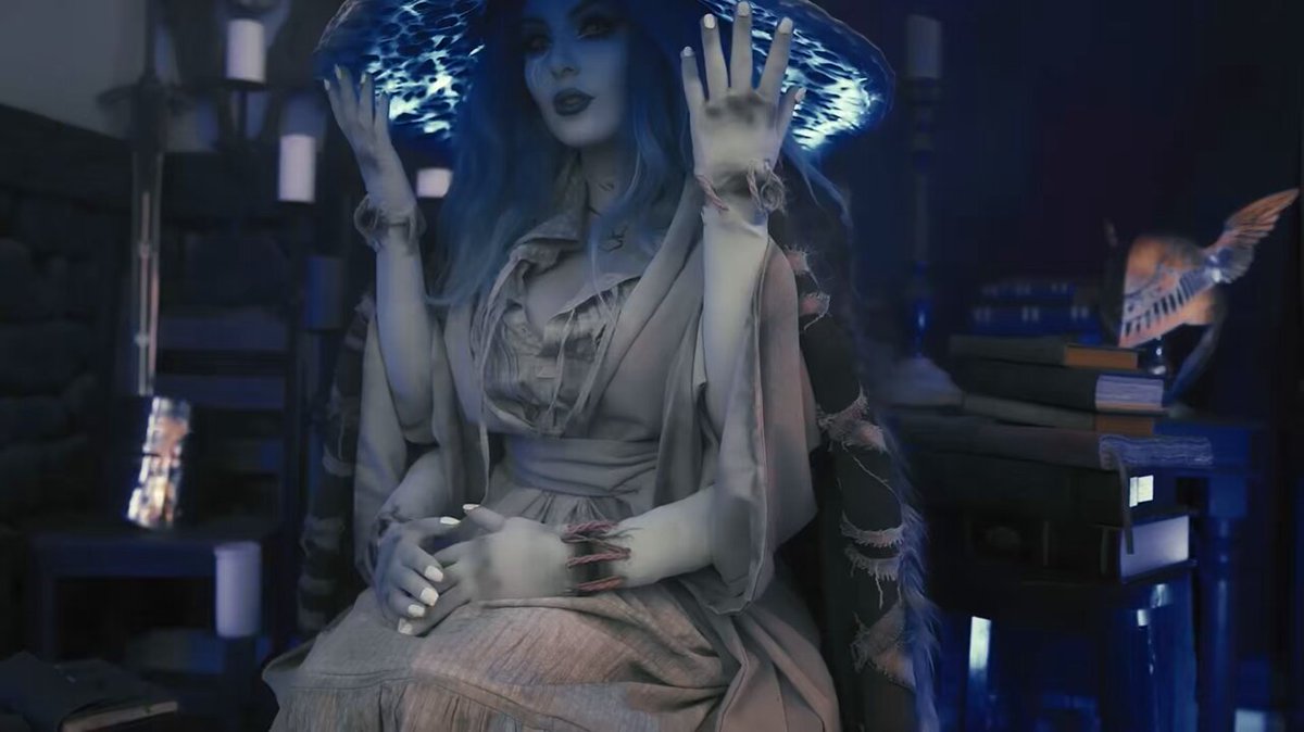 I made a Ranni the Witch cosplay!