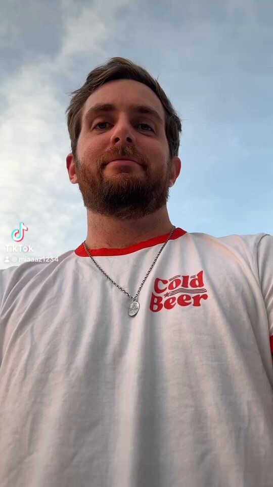 @girthmasterr do you guys think it fit? #heightdifference #petite #tall…