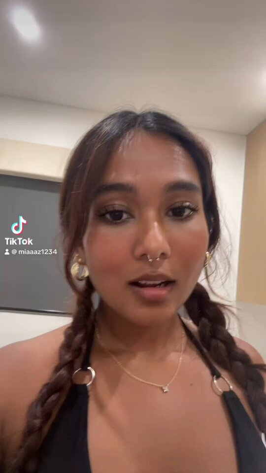 Comment if you want the naked version of this 😜…