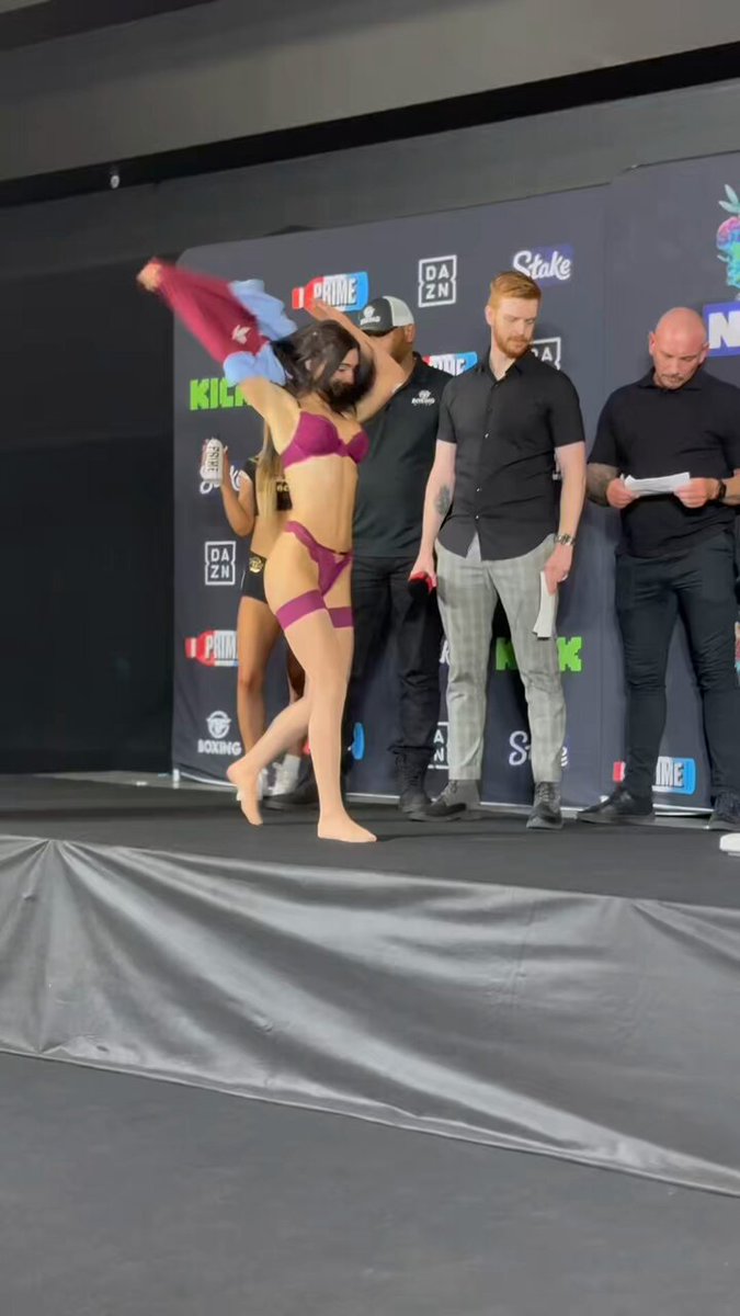 Weigh in completed 🥊⚖️ @MisfitsBoxing