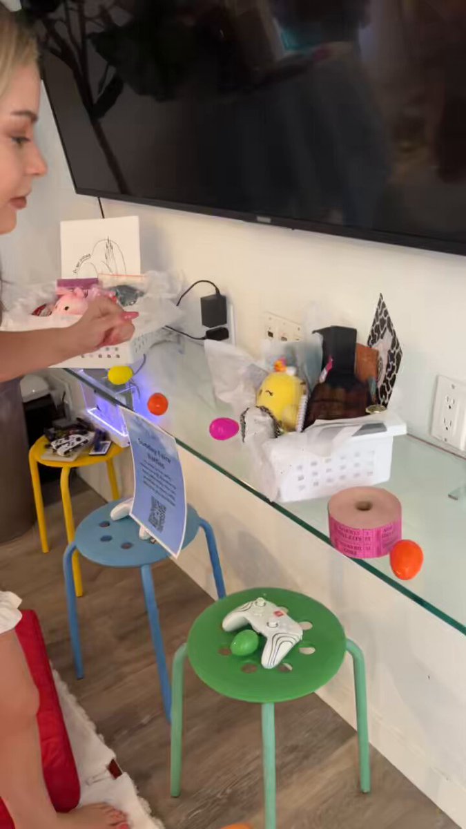 Had the most amazing time last night at @sundayfaireLA &…