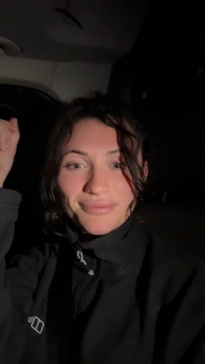 LETS ALL LAUGH AT SPURS😂😂😂😂 UP THE VILLA 💙💜