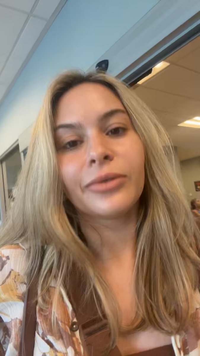 Got special glamorous nails for my feature dancing tonight &…