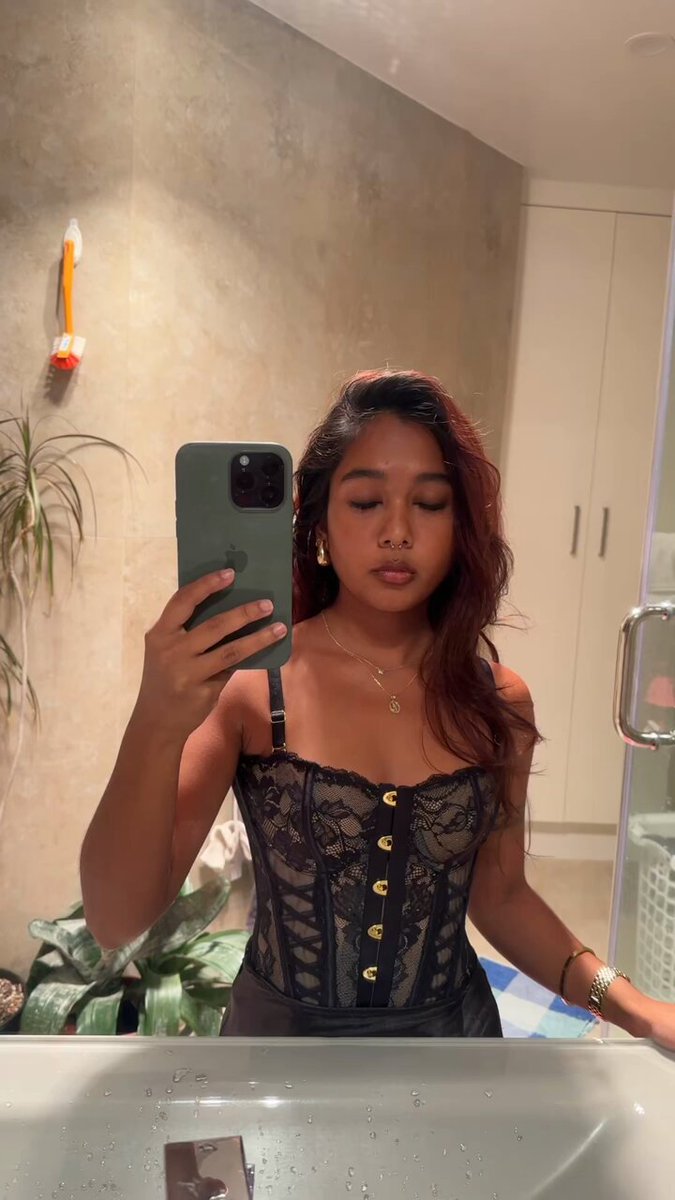 Just release another threesome tape have you seen it 👀…