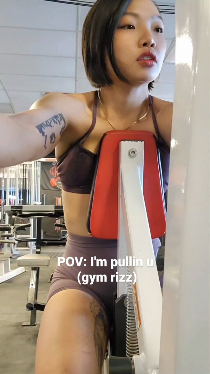 Happy Monday Get your sweats in 💦