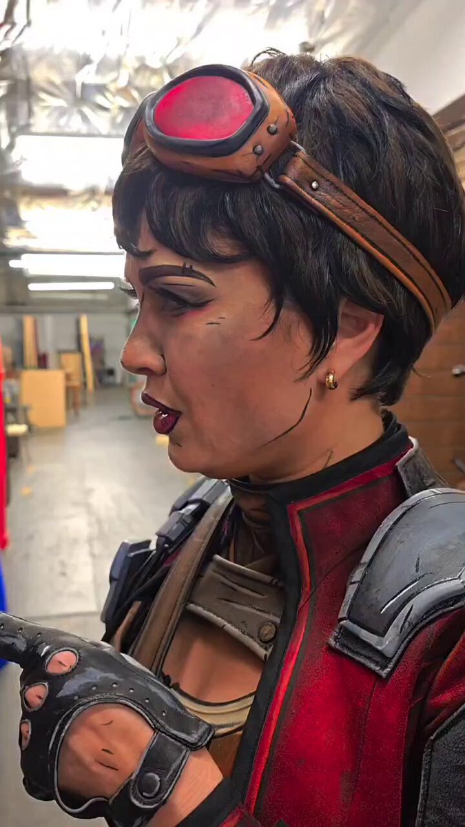 low-key the perfect height tho 😎 @HendoArt