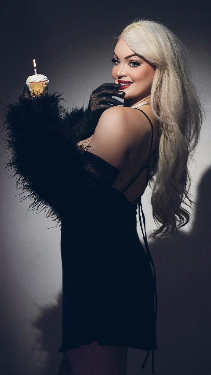 ✨️everyone✨️ it’s my birthday