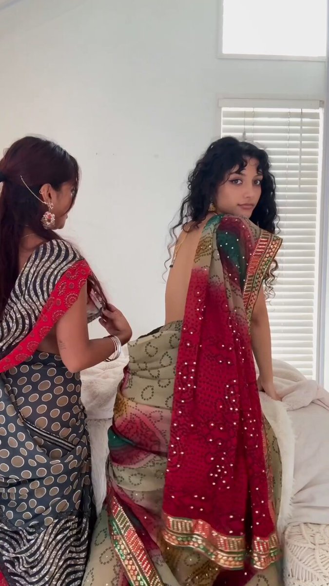 Do you like #desi girls in #sarees @jasminxie