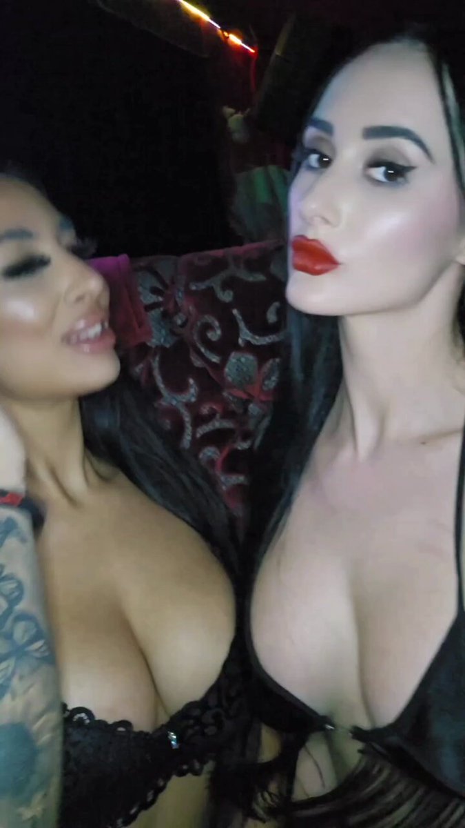 It’s going to be a hot night with @babyggenesis and…