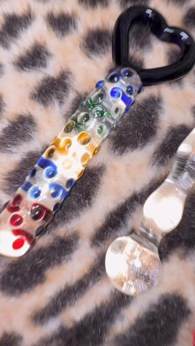 Going LIVE now on my VIP site! Cum Fuck with…