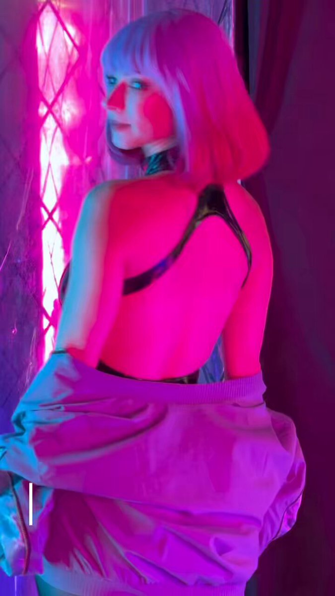 Which cosplay of mine was your favorite in 2024?😚 Happy…