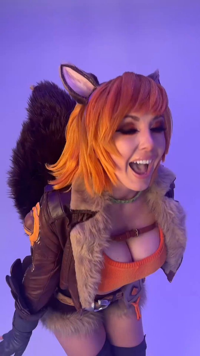 No, Tippy Toes is not a snack!! #MarvelRivals #squirrelgirl