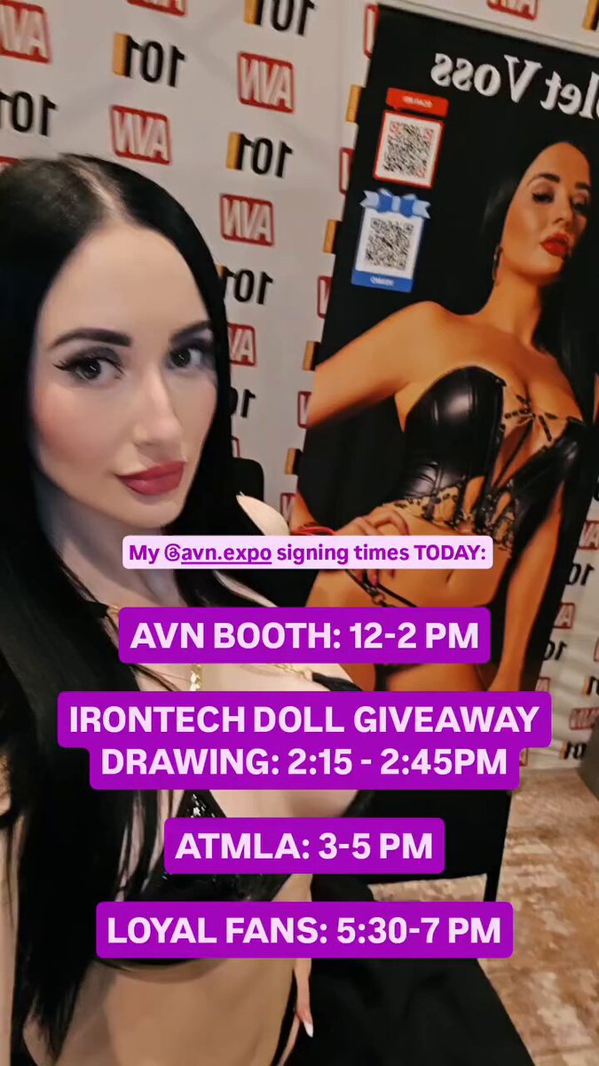 Day 3 of @AEexpo come see me! 🖤⬇️ @ineedviolet