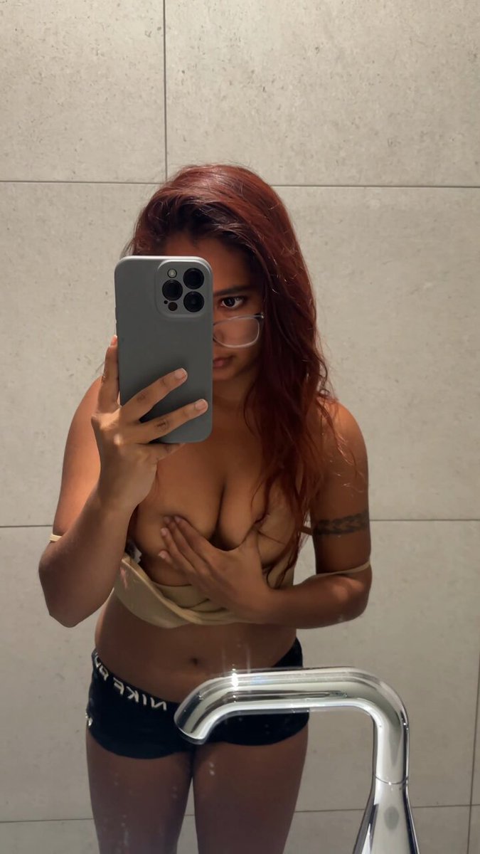 You know where to see the full video 😏 #desi…