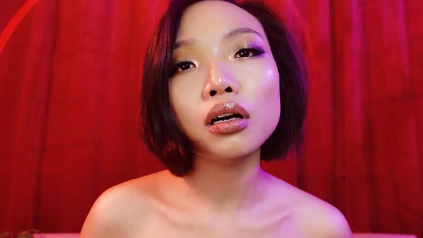 Just sold a #clip – WORSHIP MY BEAUTY https://www.clips4sale.com/studio/166537/27040167