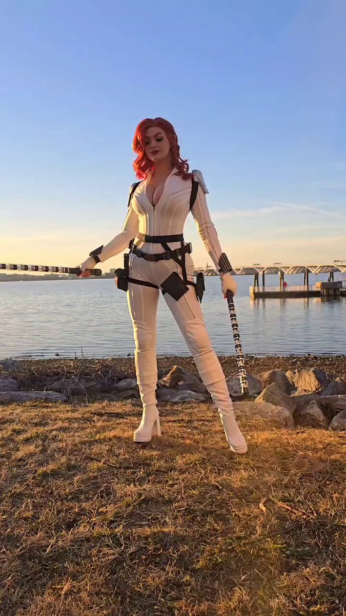 Taking my Black Widow cosplay to @nashcelebcon this weekend! See…