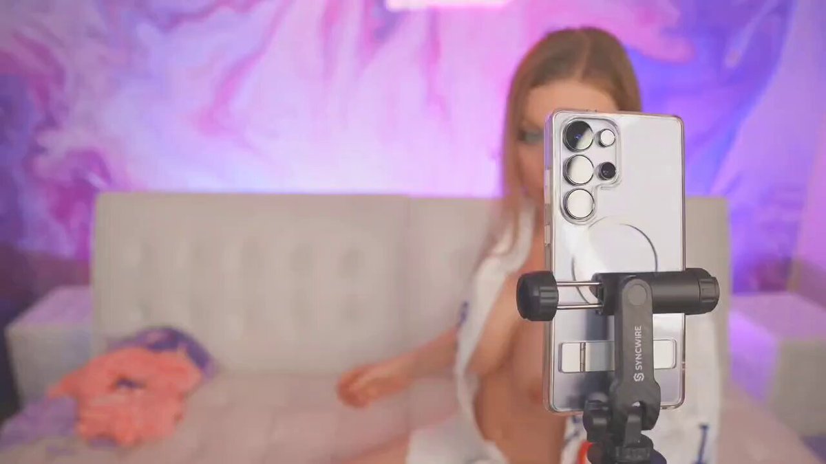 Let’s take a selfie 🤳