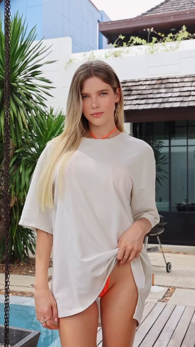 @mszrsmerci Soft look, dangerous vibe