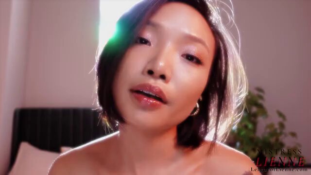 I just sold a video on #realloyalfans. Take a look…