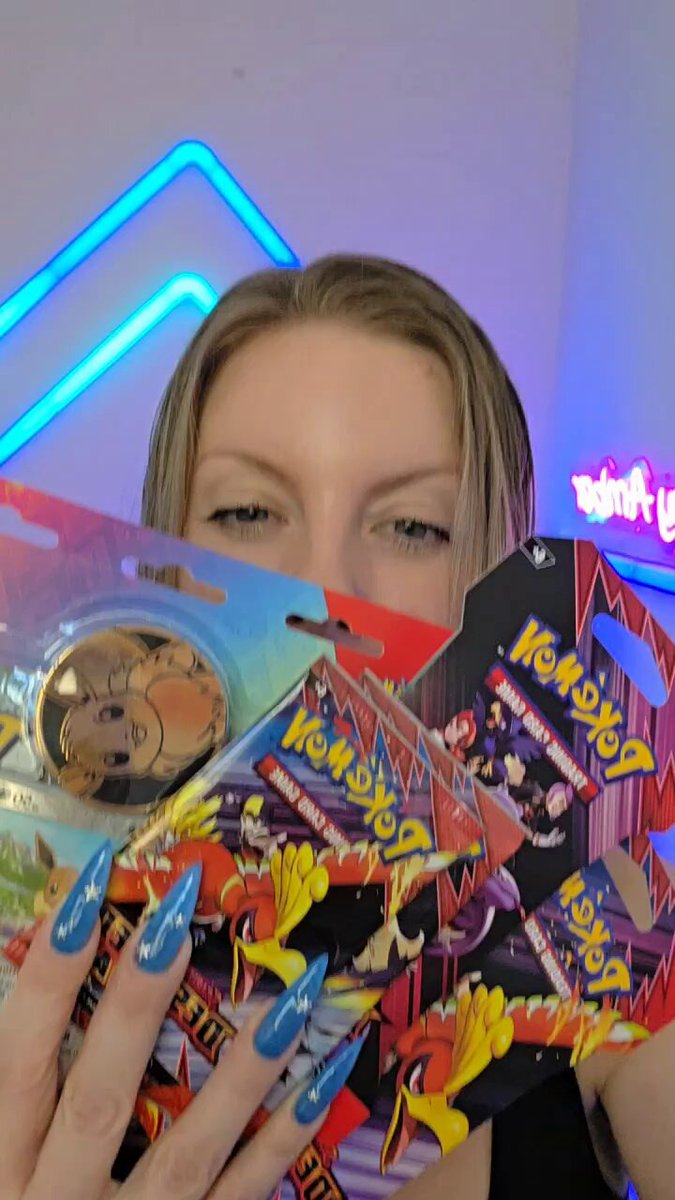 LIVE NOW ON @Twitch 💜💜💜