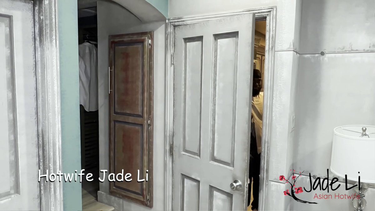 Walking around the casino, I saw @mr_stixxx69 and knew I…