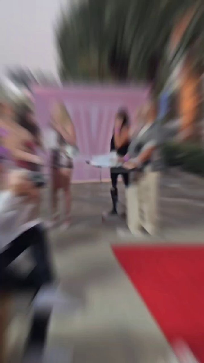 Last night! 💚🫶 @AVNMediaNetwork