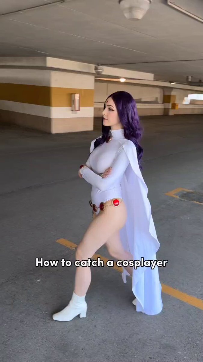 How to catch a cosplayer