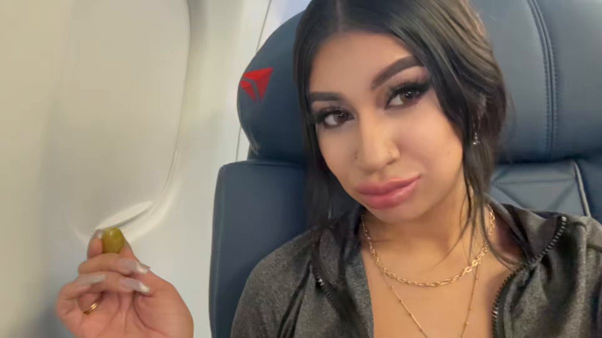 Love to savor the flavor and suck it off 🤪🤪💦💦