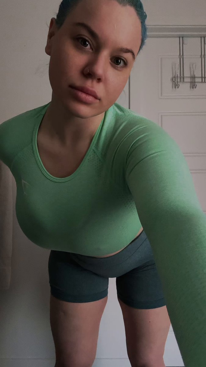 Sometimes I get insecure about my body, but got damn…