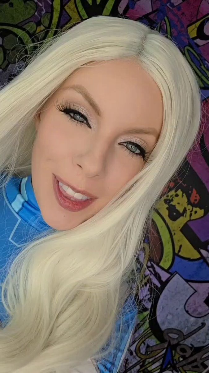 I just got a huge anal creampie while cosplaying Invisible…