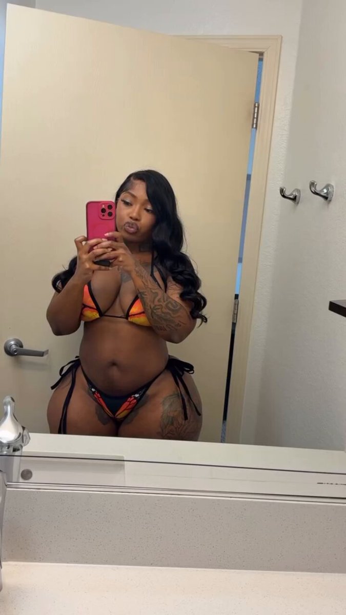 In real-time, this ain’t no facade baby 🙂‍↔️ #realsweetsummer