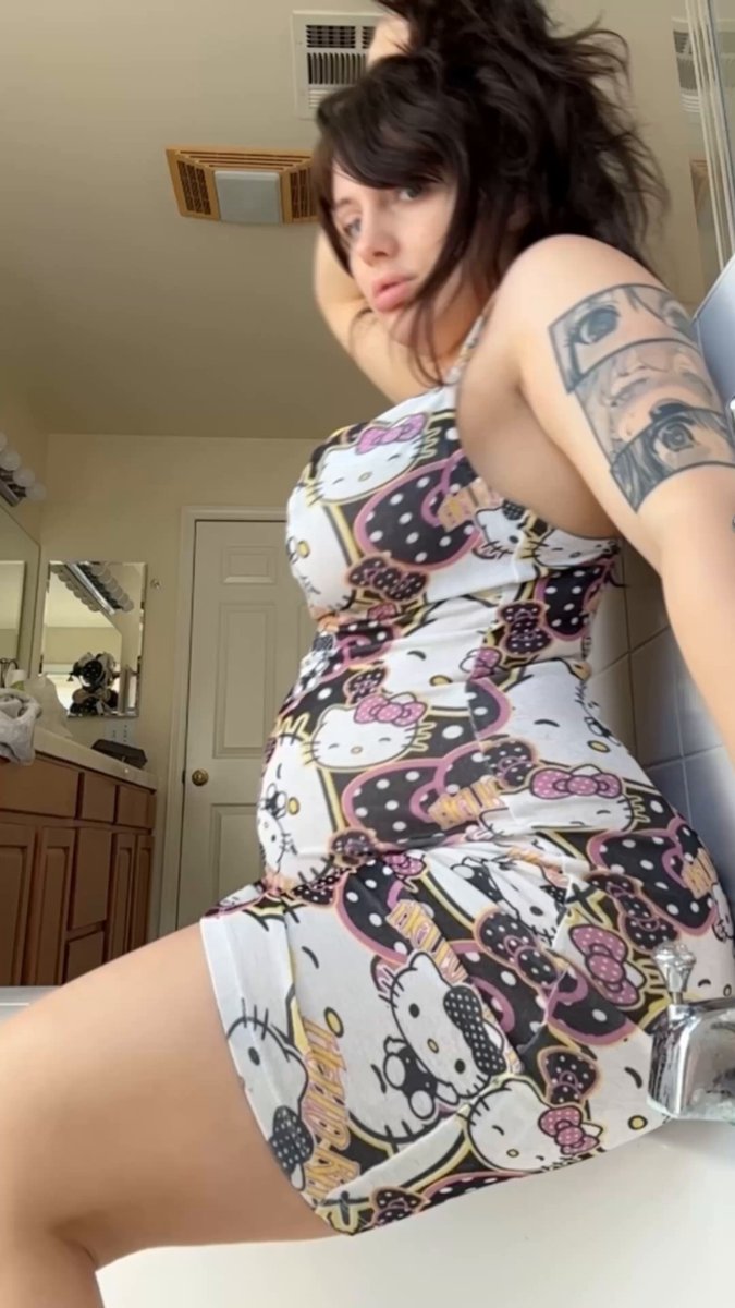 She’s an 8 but she likes anime and jiggles anytime…